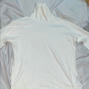 Uniglo turtleneck